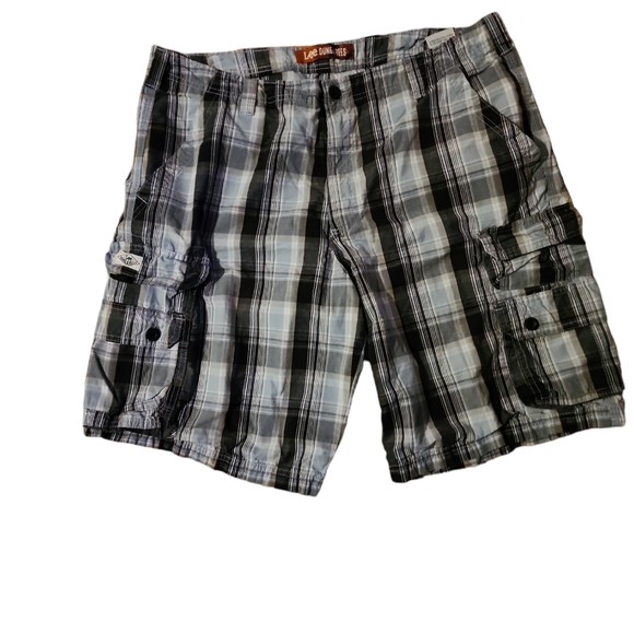 Men's Lee dungaree Wyoming cargo shorts  sz 38 multi color checked. - Picture 1 of 8